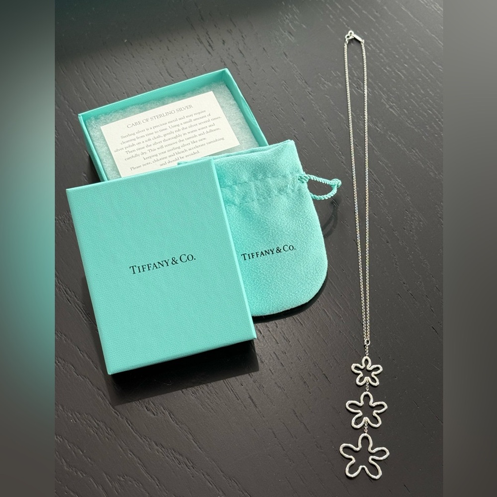 Tiffany & Co. Sterling Silver Flower Drop Pendant Necklace